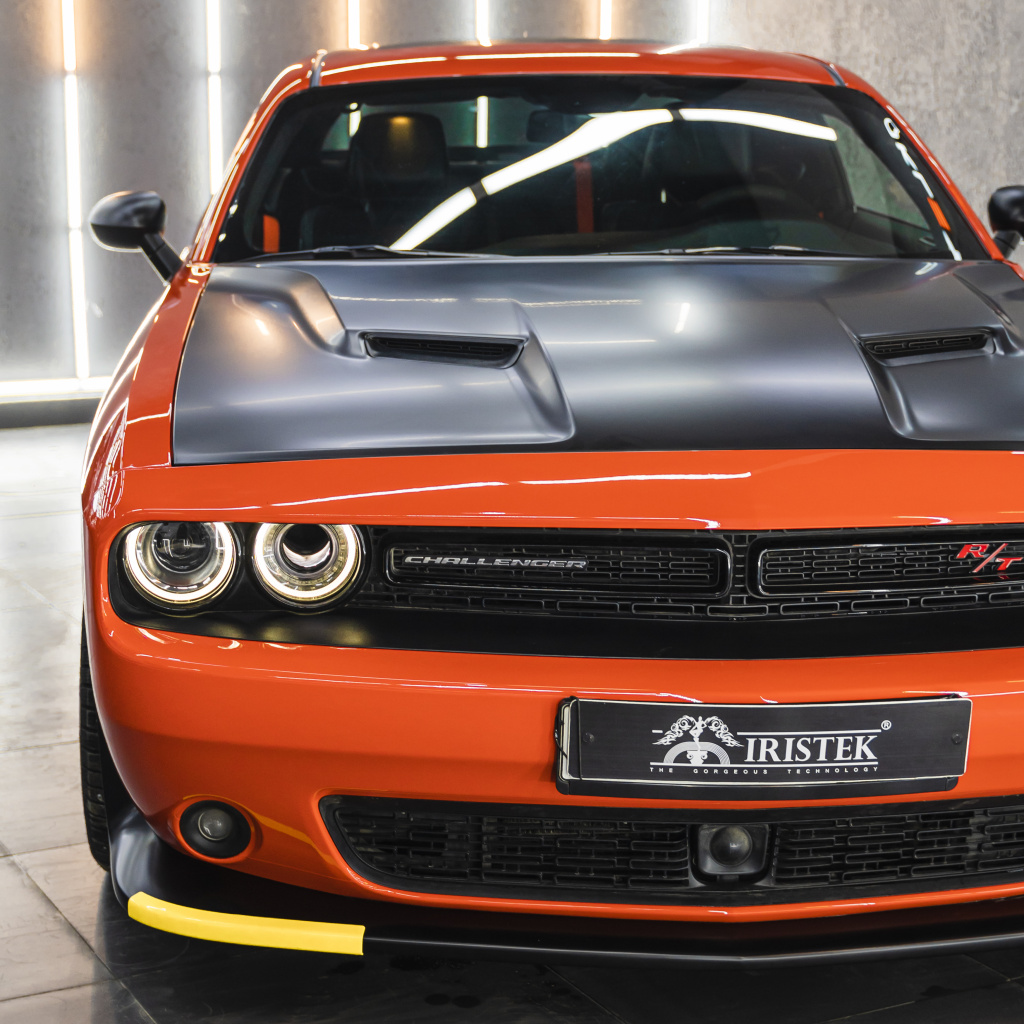 UC1220, IRISTEK PPF Colors Glossy Lava Orange Light — Dodge Challenger